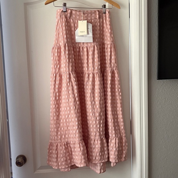 FRNCH Dresses & Skirts - NWT FRNCH pink/rose plaid tiered ruffle Molly Maxi Skirt. Size S. side zip